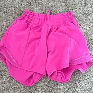 Lululemon hotty hot 4in High-Rise Shorts. Size 2.